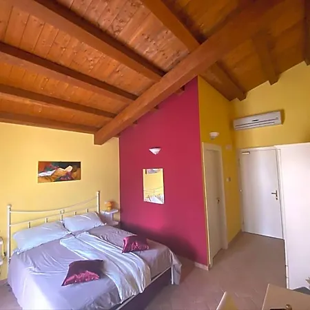 Casafe Tra Sogno E Realta Bed and Breakfast
