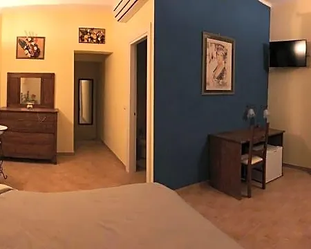 Casafe Tra Sogno E Realta Bed and Breakfast 3*