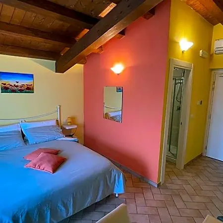 Bed and Breakfast Casafe Tra Sogno E Realta 3*