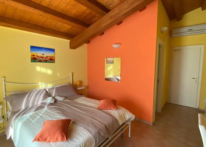 Bed & Breakfast Casafè Tra Sogno E Realtà 4*